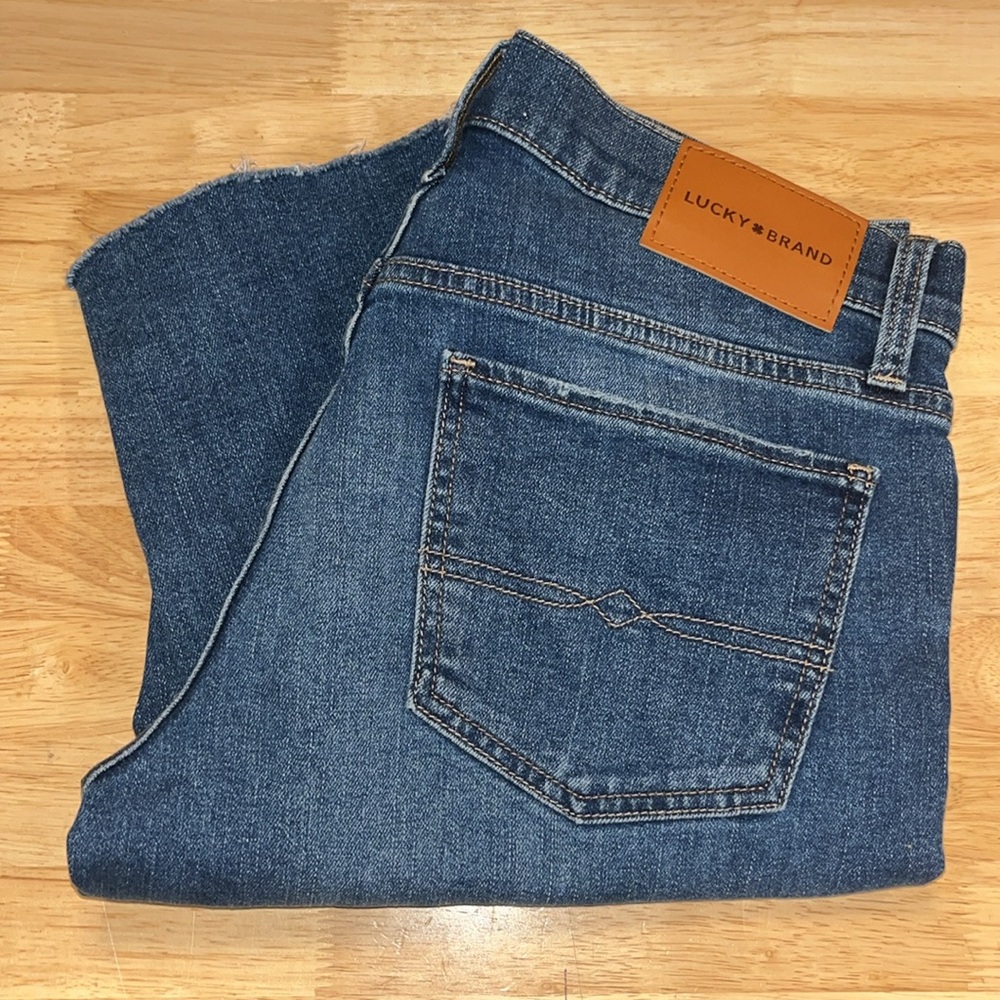 New Lucky Brand Blue Classic Denim Jeans Frayed Hem